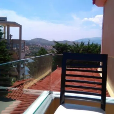 Xristos Kalogeris Вилла